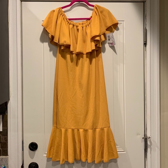 LuLaRoe Dresses & Skirts - Lularoe Cici Dress mustard yellow size Medium